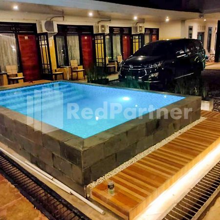 The Paragon Hotel Cilacap Redpartner المظهر الخارجي الصورة