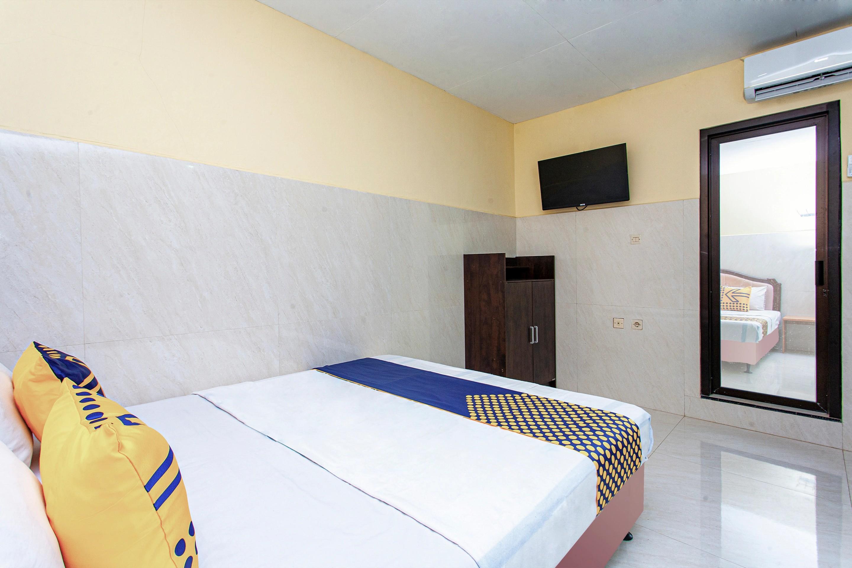 The Paragon Hotel Cilacap Redpartner المظهر الخارجي الصورة