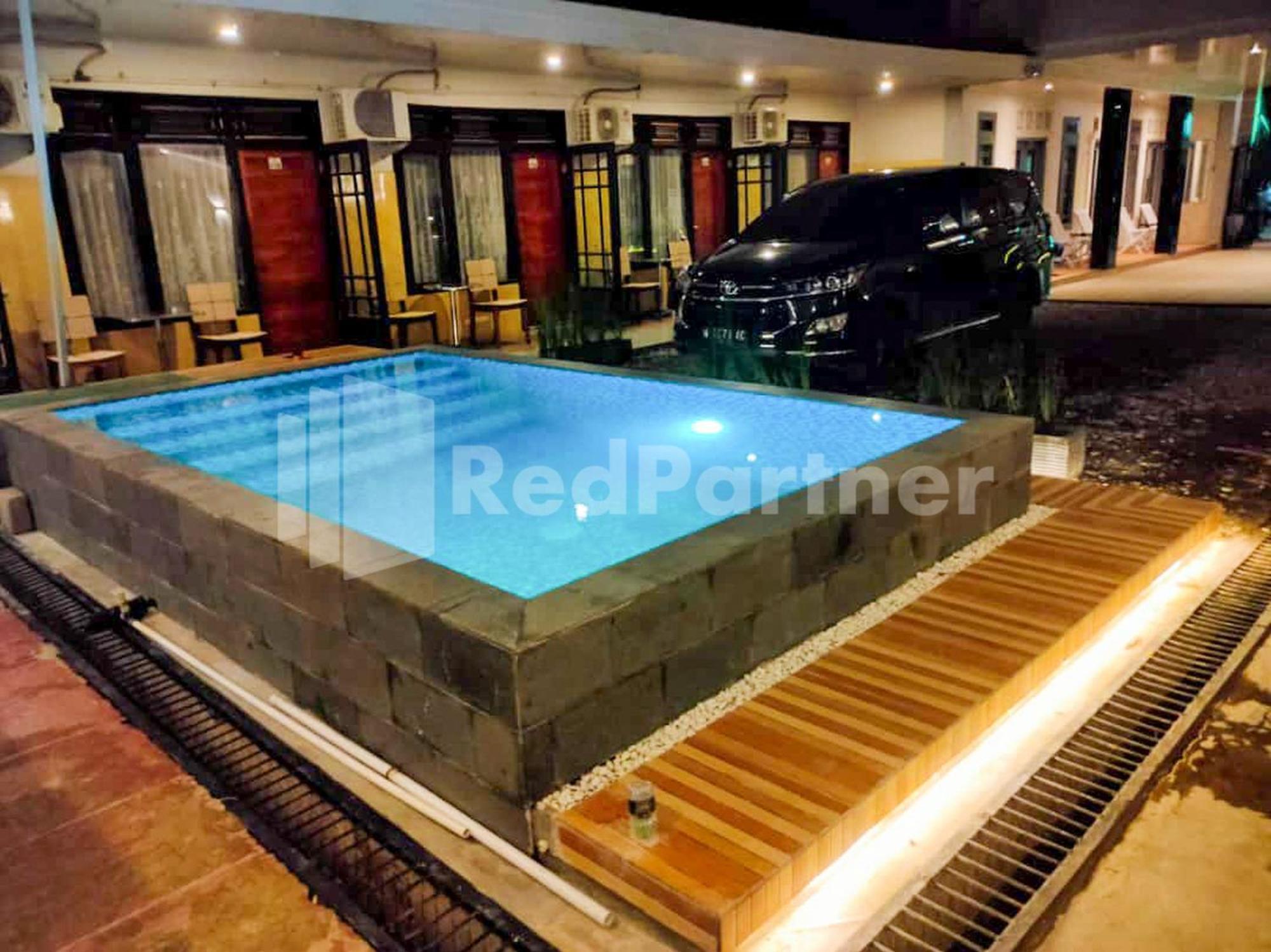 The Paragon Hotel Cilacap Redpartner المظهر الخارجي الصورة